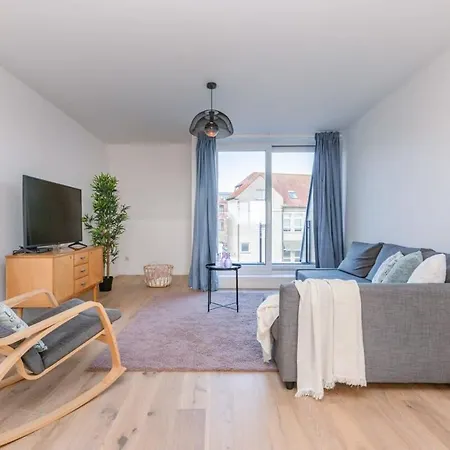 Stunning Duplex With Beautiful Terrace * De Haan